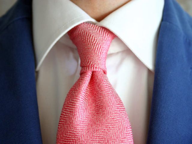 Tre consigli su come mettere una cravatta